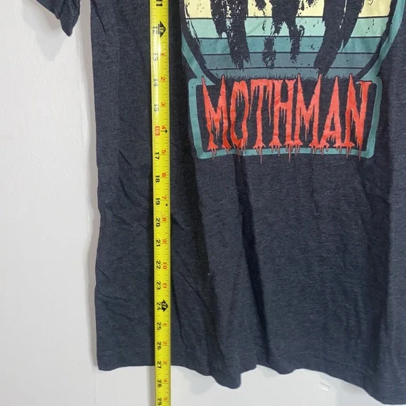 🎱Vintage style Moth man dark grey tee! - Picture 6 of 7